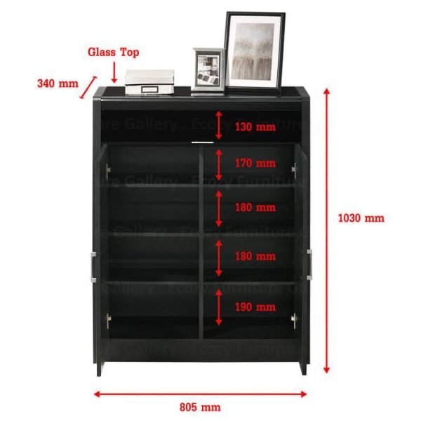 the internal compartment of shoe cabinet